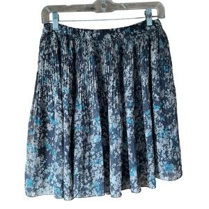 Old Navy Floral Mini Skirt - Blue and White